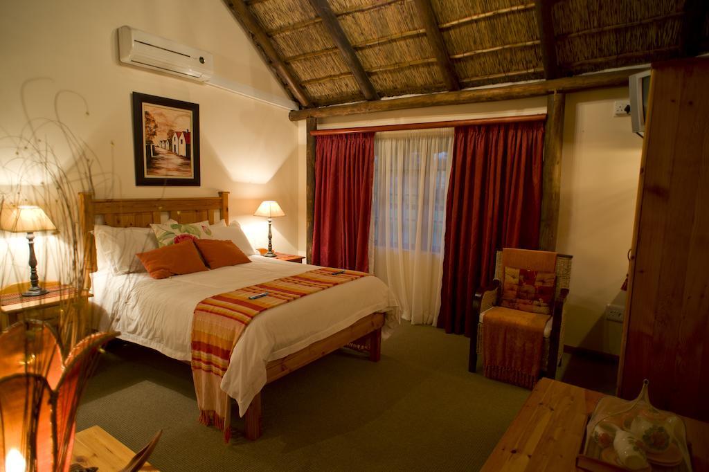 The Willows Guesthouse Bloemfontein Exteriör bild