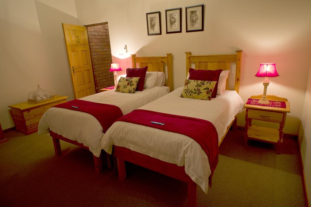 The Willows Guesthouse Bloemfontein Exteriör bild