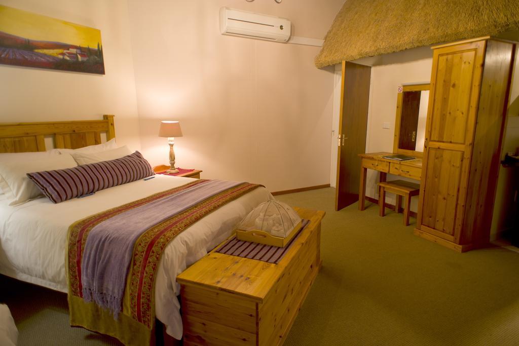 The Willows Guesthouse Bloemfontein Exteriör bild