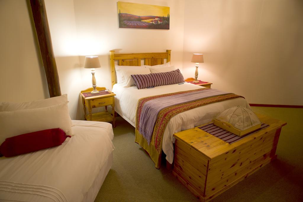 The Willows Guesthouse Bloemfontein Exteriör bild